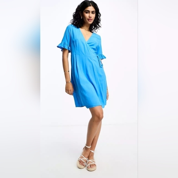 Y.A.S. mini wrap dress in blue - Picture 3 of 3